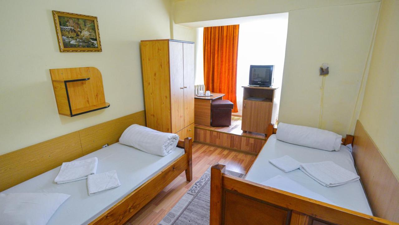 Hotel Decebal Bistrita Zewnętrze zdjęcie